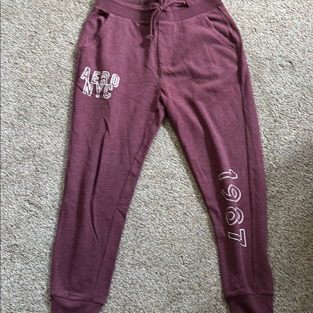 Men’s Aeropostale jogger